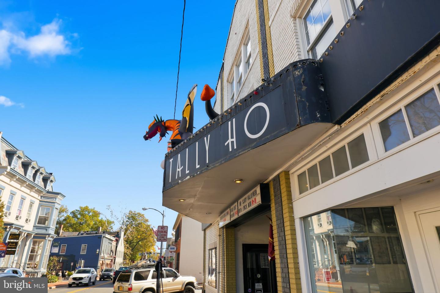 1 AYR ST SW, LEESBURG, Virginia 20175, 4 Bedrooms Bedrooms, ,4 BathroomsBathrooms,Residential,For sale,1 AYR ST SW,VALO2110320 MLS # VALO2110320