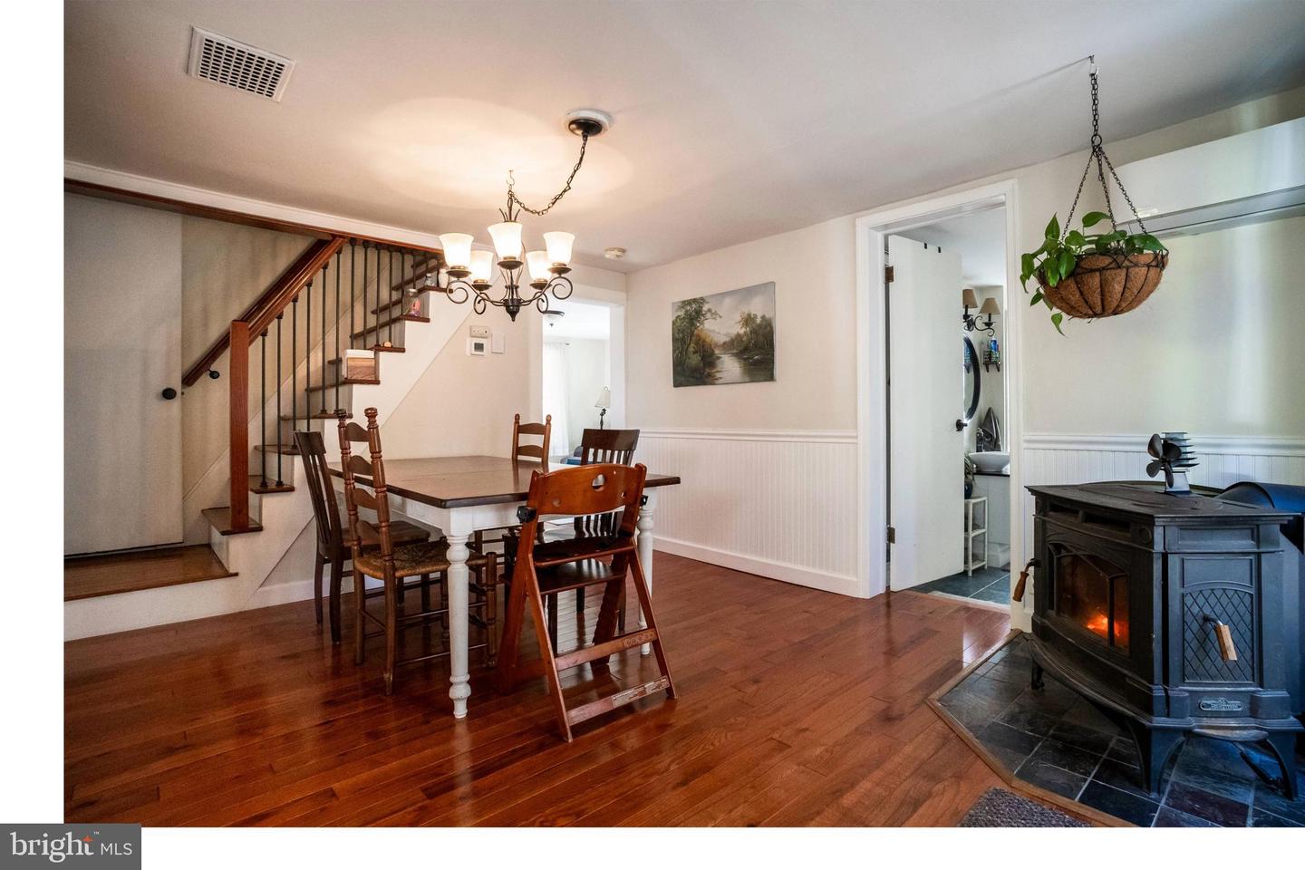 33563 SNICKERSVILLE TPKE, BLUEMONT, Virginia 20135, 3 Bedrooms Bedrooms, ,1 BathroomBathrooms,Residential,For sale,33563 SNICKERSVILLE TPKE,VALO2110424 MLS # VALO2110424