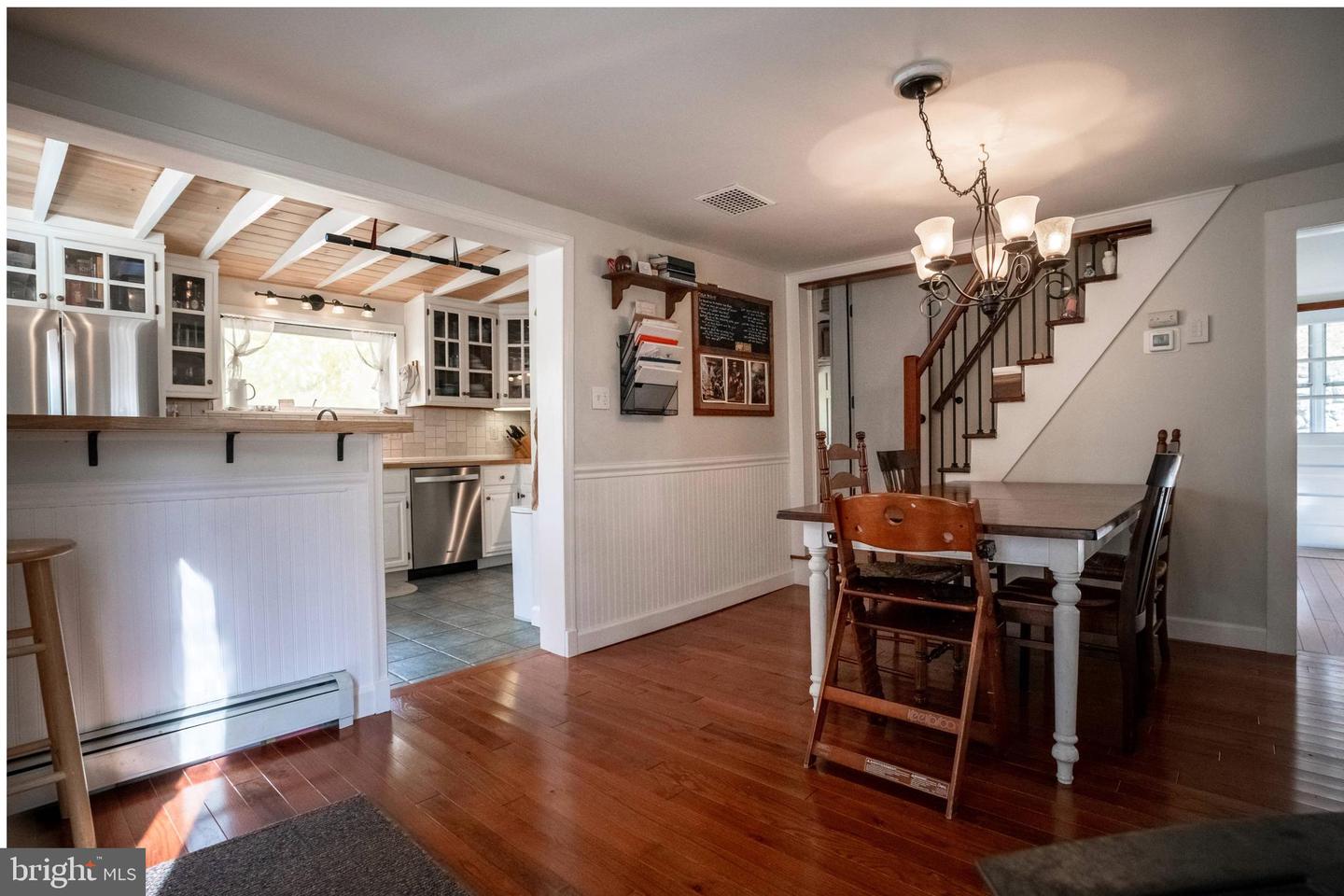 33563 SNICKERSVILLE TPKE, BLUEMONT, Virginia 20135, 3 Bedrooms Bedrooms, ,1 BathroomBathrooms,Residential,For sale,33563 SNICKERSVILLE TPKE,VALO2110424 MLS # VALO2110424