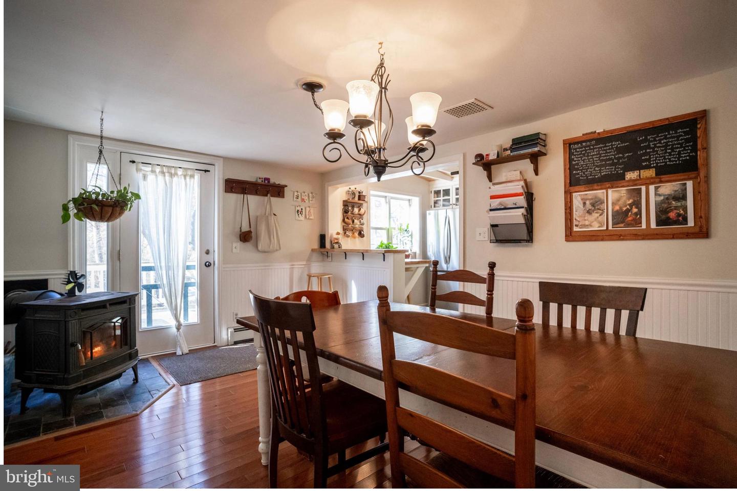 33563 SNICKERSVILLE TPKE, BLUEMONT, Virginia 20135, 3 Bedrooms Bedrooms, ,1 BathroomBathrooms,Residential,For sale,33563 SNICKERSVILLE TPKE,VALO2110424 MLS # VALO2110424