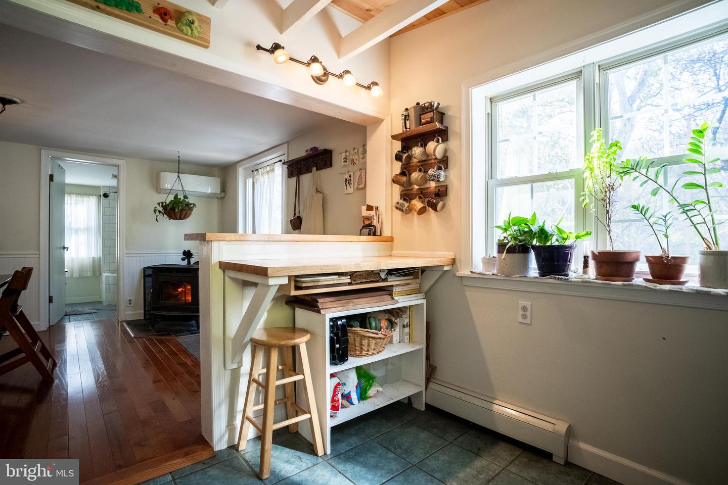 33563 SNICKERSVILLE TPKE, BLUEMONT, Virginia 20135, 3 Bedrooms Bedrooms, ,1 BathroomBathrooms,Residential,For sale,33563 SNICKERSVILLE TPKE,VALO2110424 MLS # VALO2110424