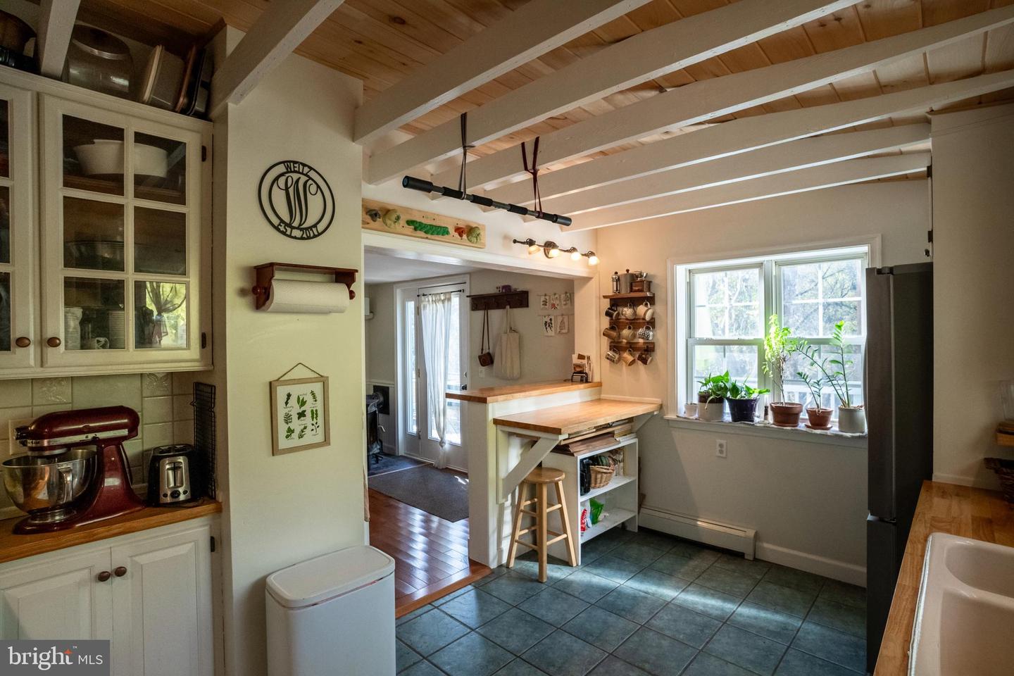 33563 SNICKERSVILLE TPKE, BLUEMONT, Virginia 20135, 3 Bedrooms Bedrooms, ,1 BathroomBathrooms,Residential,For sale,33563 SNICKERSVILLE TPKE,VALO2110424 MLS # VALO2110424