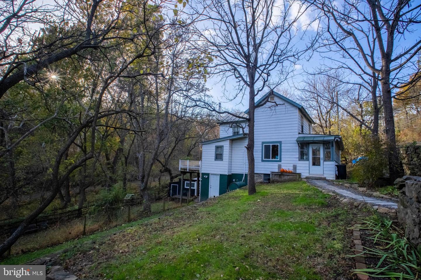 33563 SNICKERSVILLE TPKE, BLUEMONT, Virginia 20135, 3 Bedrooms Bedrooms, ,1 BathroomBathrooms,Residential,For sale,33563 SNICKERSVILLE TPKE,VALO2110424 MLS # VALO2110424