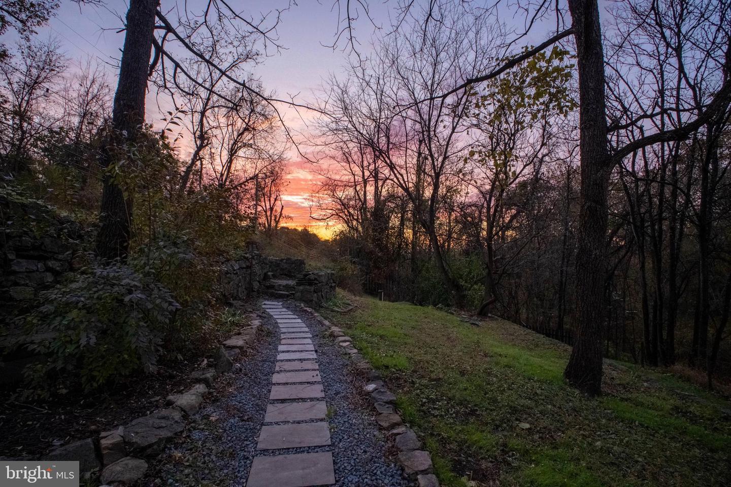 33563 SNICKERSVILLE TPKE, BLUEMONT, Virginia 20135, 3 Bedrooms Bedrooms, ,1 BathroomBathrooms,Residential,For sale,33563 SNICKERSVILLE TPKE,VALO2110424 MLS # VALO2110424