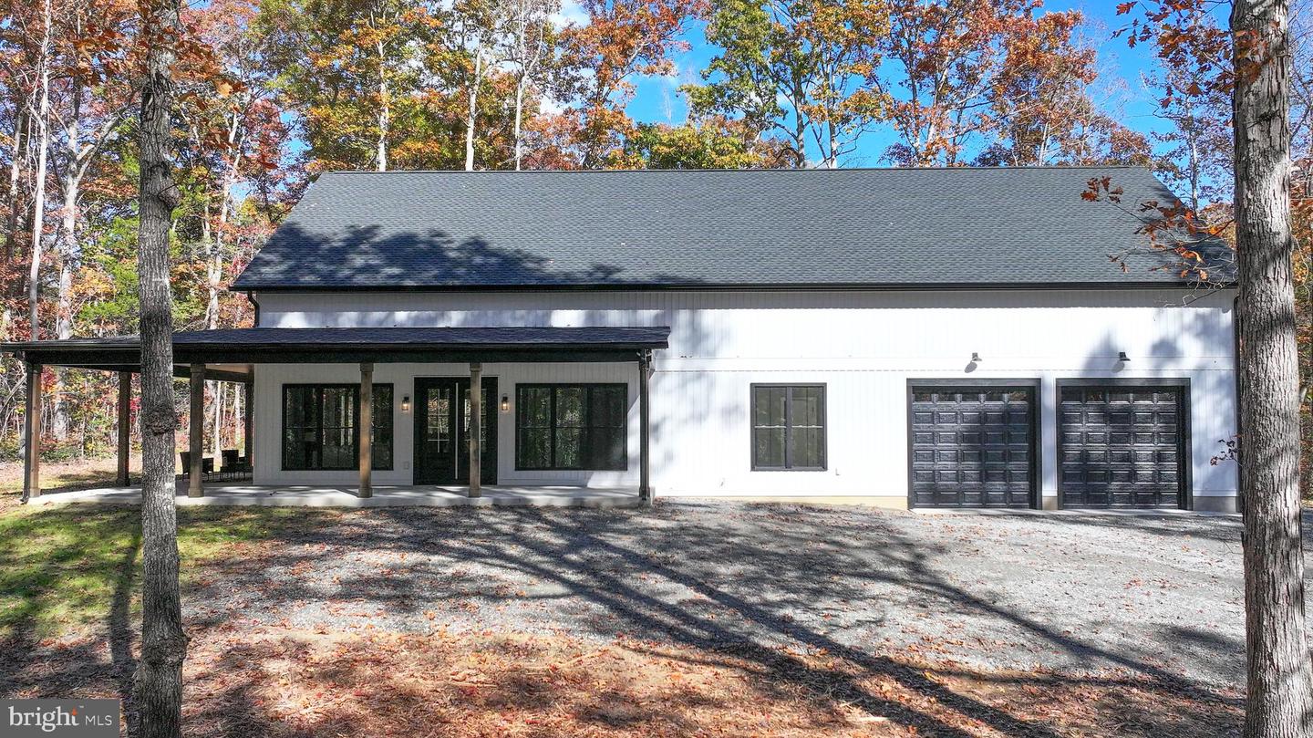 375 EQUESTRIAN LANDING TRL, BUMPASS, Virginia 23024, 4 Bedrooms Bedrooms, 15 Rooms Rooms,3 BathroomsBathrooms,Residential,For sale,375 EQUESTRIAN LANDING TRL,VALA2008836 MLS # VALA2008836