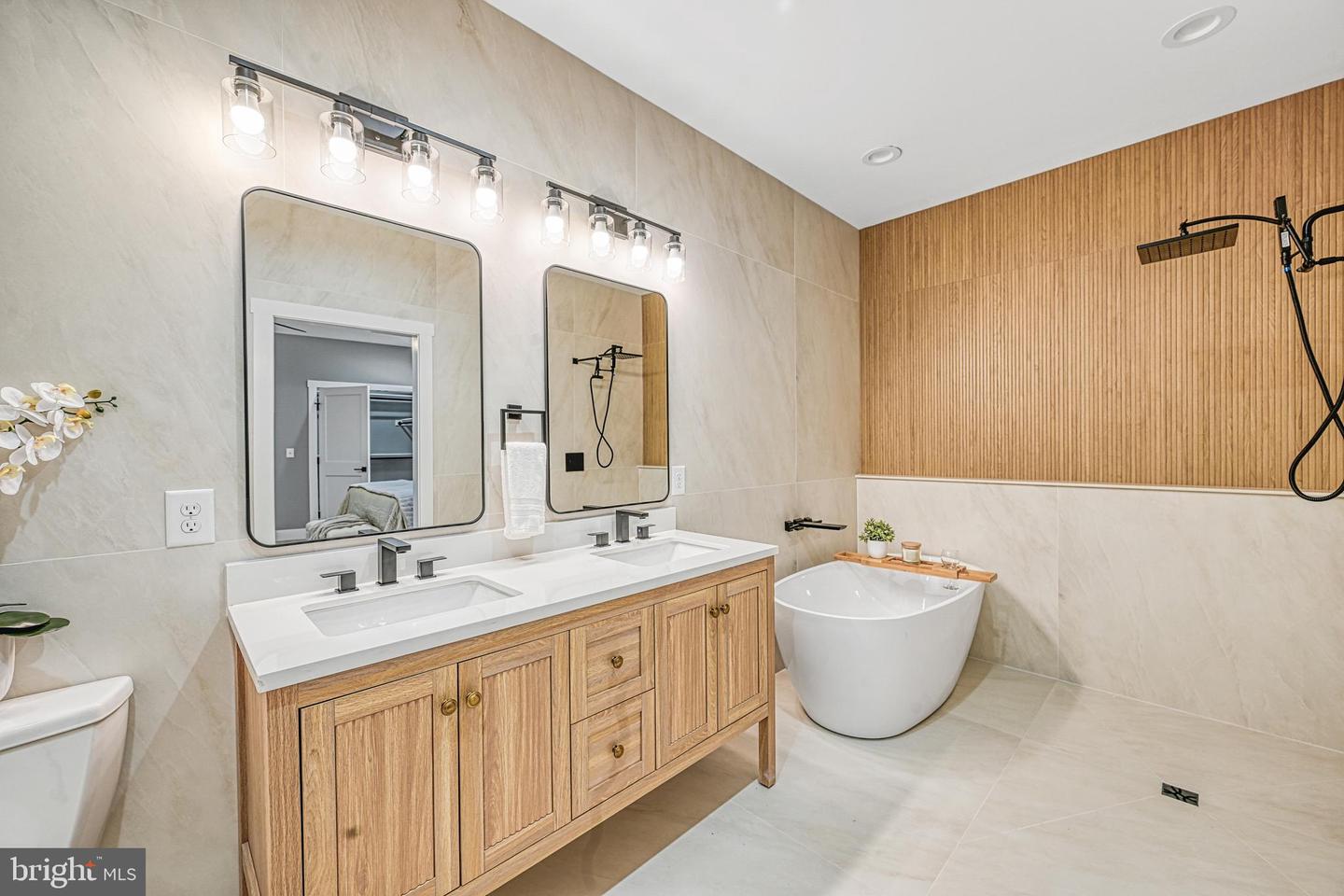 375 EQUESTRIAN LANDING TRL, BUMPASS, Virginia 23024, 4 Bedrooms Bedrooms, 15 Rooms Rooms,3 BathroomsBathrooms,Residential,For sale,375 EQUESTRIAN LANDING TRL,VALA2008836 MLS # VALA2008836