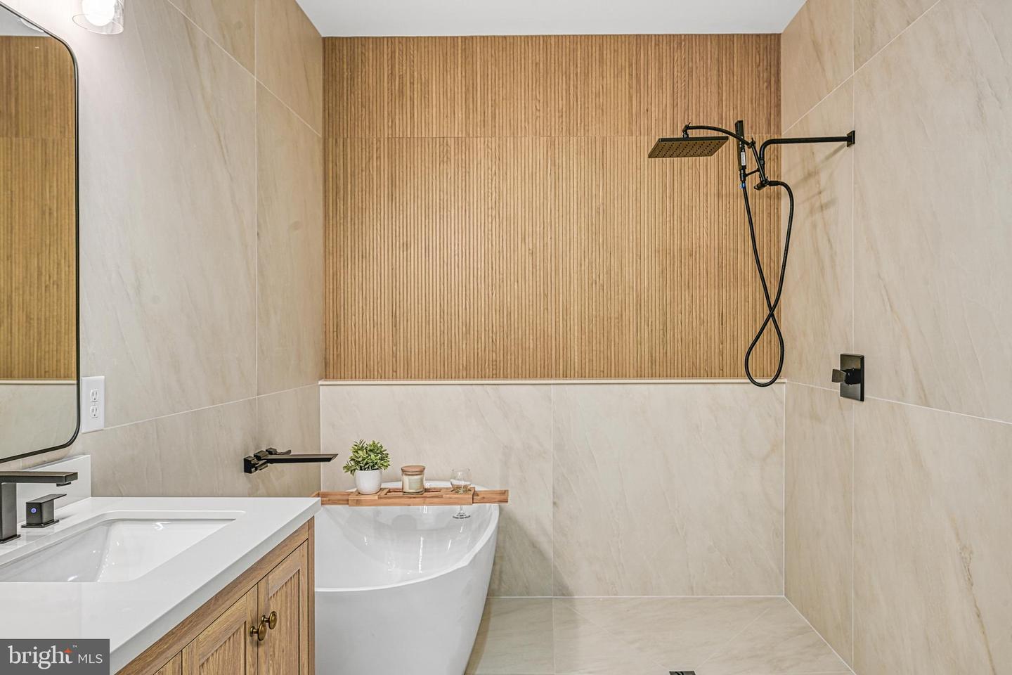 375 EQUESTRIAN LANDING TRL, BUMPASS, Virginia 23024, 4 Bedrooms Bedrooms, 15 Rooms Rooms,3 BathroomsBathrooms,Residential,For sale,375 EQUESTRIAN LANDING TRL,VALA2008836 MLS # VALA2008836