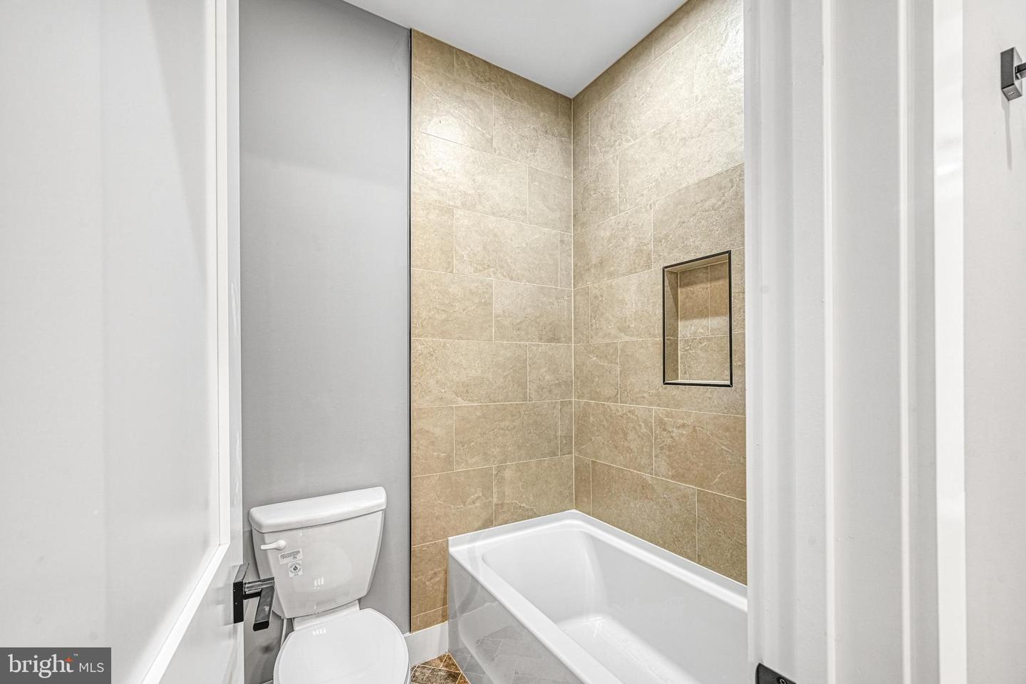 375 EQUESTRIAN LANDING TRL, BUMPASS, Virginia 23024, 4 Bedrooms Bedrooms, 15 Rooms Rooms,3 BathroomsBathrooms,Residential,For sale,375 EQUESTRIAN LANDING TRL,VALA2008836 MLS # VALA2008836