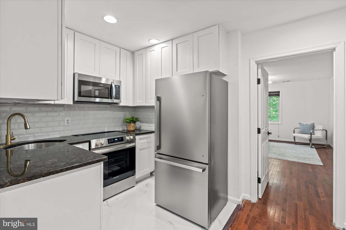 1241 18TH ST NE #3, WASHINGTON, District Of Columbia 20002, 2 Bedrooms Bedrooms, ,2 BathroomsBathrooms,Residential,For sale,1241 18TH ST NE #3,DCDC2197954 MLS # DCDC2197954