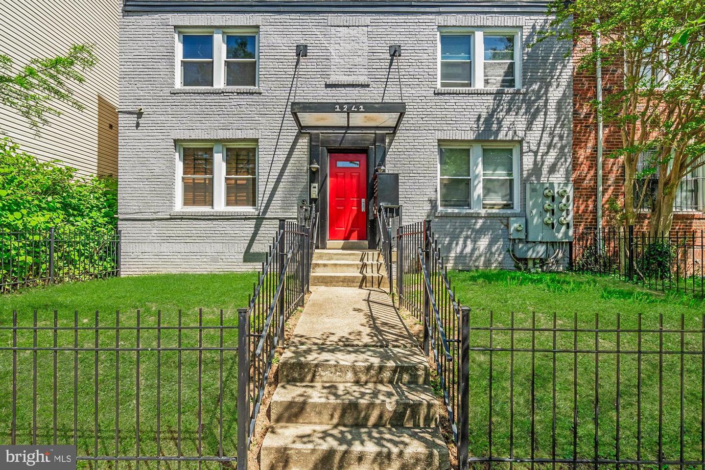 1241 18TH ST NE #3, WASHINGTON, District Of Columbia 20002, 2 Bedrooms Bedrooms, ,2 BathroomsBathrooms,Residential,For sale,1241 18TH ST NE #3,DCDC2197954 MLS # DCDC2197954