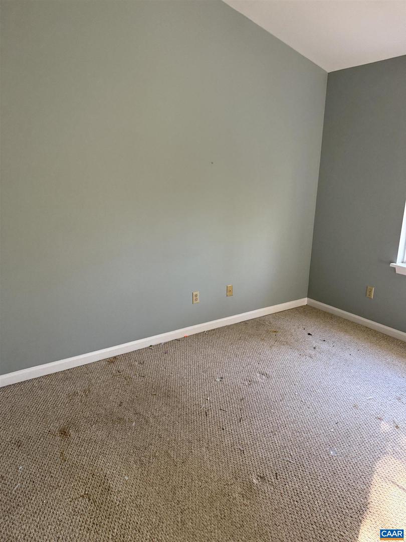 2307 FINCH CT, CHARLOTTESVILLE, Virginia 22911, 3 Bedrooms Bedrooms, ,2 BathroomsBathrooms,Residential,For sale,2307 FINCH CT,665861 MLS # 665861 2307 FINCH CT, CHARLOTTESVILLE, Virginia 22911, 3 Bedrooms Bedrooms, ,2 BathroomsBathrooms,Residential,For sale,2307 FINCH CT,665861 MLS # 665861