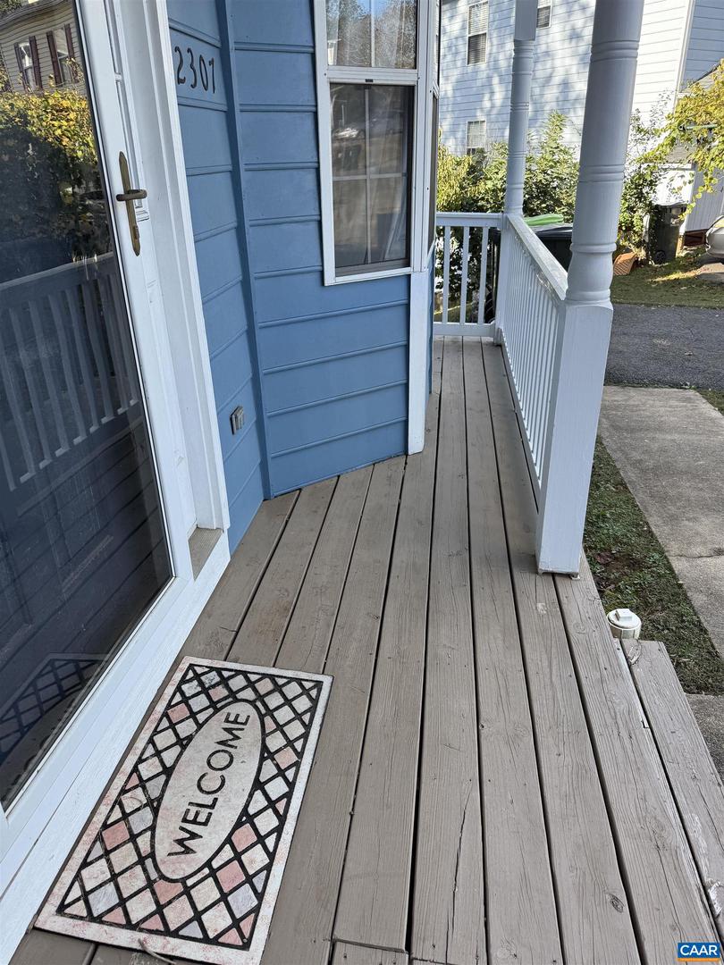 2307 FINCH CT, CHARLOTTESVILLE, Virginia 22911, 3 Bedrooms Bedrooms, ,2 BathroomsBathrooms,Residential,For sale,2307 FINCH CT,665861 MLS # 665861 2307 FINCH CT, CHARLOTTESVILLE, Virginia 22911, 3 Bedrooms Bedrooms, ,2 BathroomsBathrooms,Residential,For sale,2307 FINCH CT,665861 MLS # 665861