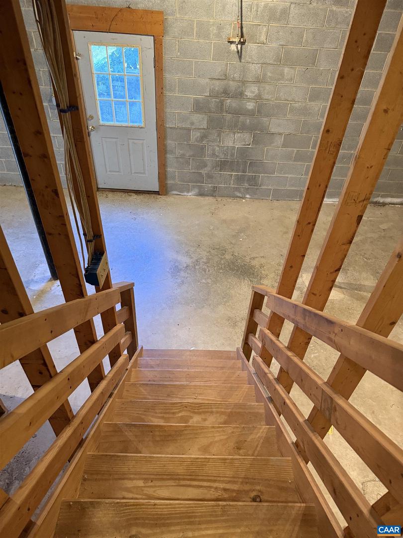 2307 FINCH CT, CHARLOTTESVILLE, Virginia 22911, 3 Bedrooms Bedrooms, ,2 BathroomsBathrooms,Residential,For sale,2307 FINCH CT,665861 MLS # 665861 2307 FINCH CT, CHARLOTTESVILLE, Virginia 22911, 3 Bedrooms Bedrooms, ,2 BathroomsBathrooms,Residential,For sale,2307 FINCH CT,665861 MLS # 665861