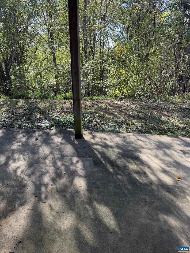 2307 FINCH CT, CHARLOTTESVILLE, Virginia 22911, 3 Bedrooms Bedrooms, ,2 BathroomsBathrooms,Residential,For sale,2307 FINCH CT,665861 MLS # 665861 2307 FINCH CT, CHARLOTTESVILLE, Virginia 22911, 3 Bedrooms Bedrooms, ,2 BathroomsBathrooms,Residential,For sale,2307 FINCH CT,665861 MLS # 665861