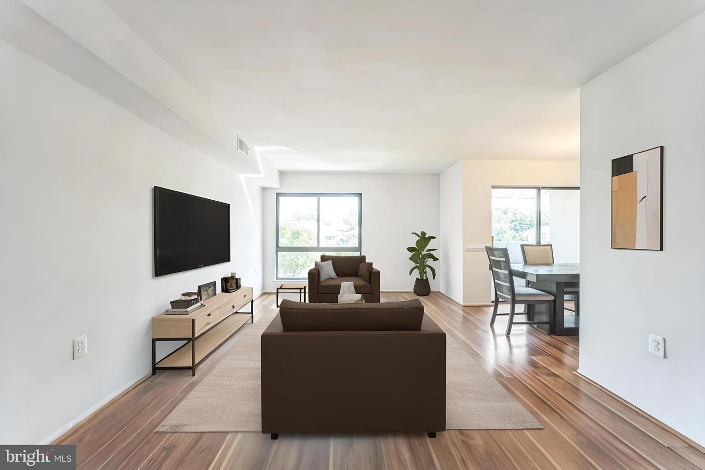 5758 VILLAGE GREEN DR #E, ALEXANDRIA, Virginia 22309, 2 Bedrooms Bedrooms, ,1 BathroomBathrooms,Residential,For sale,5758 VILLAGE GREEN DR #E,VAFX2253556 MLS # VAFX2253556 5758 VILLAGE GREEN DR #E, ALEXANDRIA, Virginia 22309, 2 Bedrooms Bedrooms, ,1 BathroomBathrooms,Residential,For sale,5758 VILLAGE GREEN DR #E,VAFX2253556 MLS # VAFX2253556