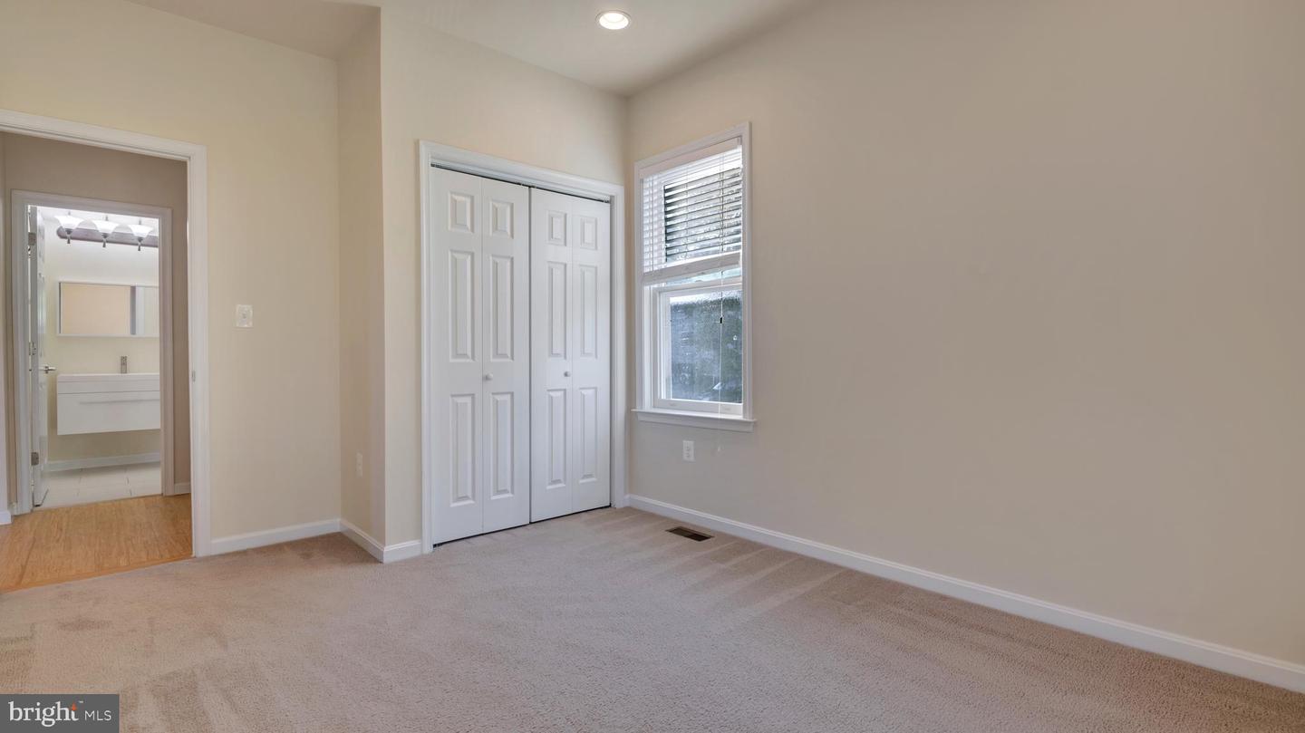 1337 MAPLE VIEW PL SE, WASHINGTON, District Of Columbia 20020, 3 Bedrooms Bedrooms, ,2 BathroomsBathrooms,Residential,For sale,1337 MAPLE VIEW PL SE,DCDC2210998 MLS # DCDC2210998