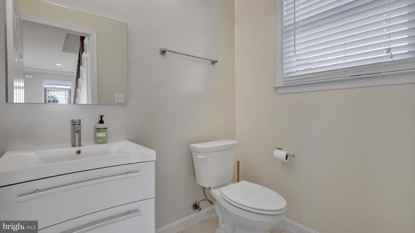 1337 MAPLE VIEW PL SE, WASHINGTON, District Of Columbia 20020, 3 Bedrooms Bedrooms, ,2 BathroomsBathrooms,Residential,For sale,1337 MAPLE VIEW PL SE,DCDC2210998 MLS # DCDC2210998