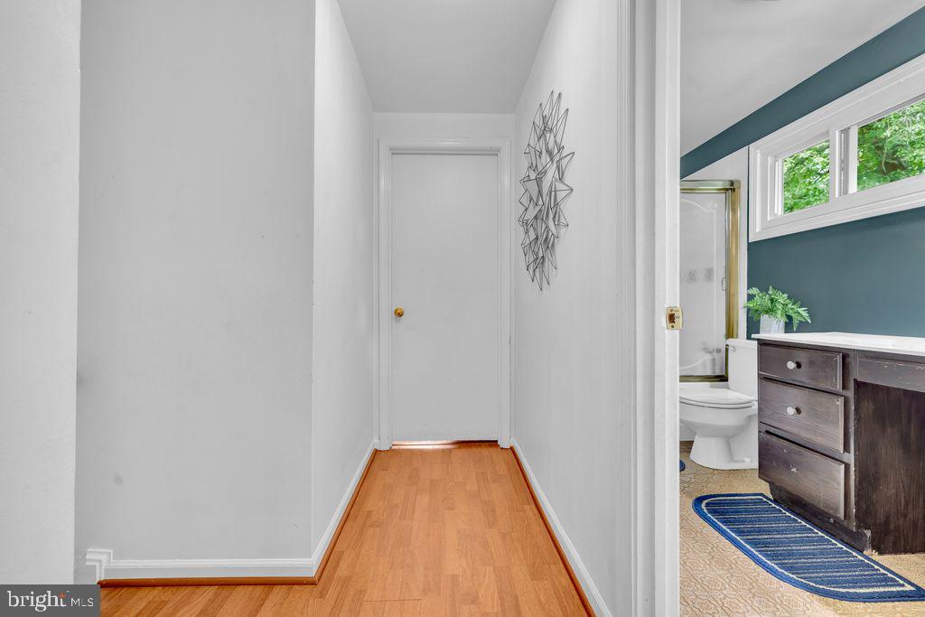 1112 E MAPLE AVE, STERLING, Virginia 20164, 4 Bedrooms Bedrooms, ,2 BathroomsBathrooms,Residential,For sale,1112 E MAPLE AVE,VALO2102852 MLS # VALO2102852 1112 E MAPLE AVE, STERLING, Virginia 20164, 4 Bedrooms Bedrooms, ,2 BathroomsBathrooms,Residential,For sale,1112 E MAPLE AVE,VALO2102852 MLS # VALO2102852