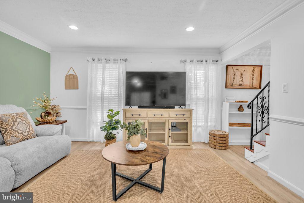 1112 E MAPLE AVE, STERLING, Virginia 20164, 4 Bedrooms Bedrooms, ,2 BathroomsBathrooms,Residential,For sale,1112 E MAPLE AVE,VALO2102852 MLS # VALO2102852 1112 E MAPLE AVE, STERLING, Virginia 20164, 4 Bedrooms Bedrooms, ,2 BathroomsBathrooms,Residential,For sale,1112 E MAPLE AVE,VALO2102852 MLS # VALO2102852