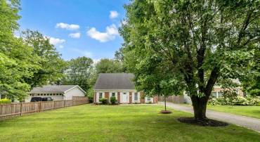 1112 E MAPLE AVE, STERLING, Virginia 20164, 4 Bedrooms Bedrooms, ,2 BathroomsBathrooms,Residential,For sale,1112 E MAPLE AVE,VALO2102852 MLS # VALO2102852