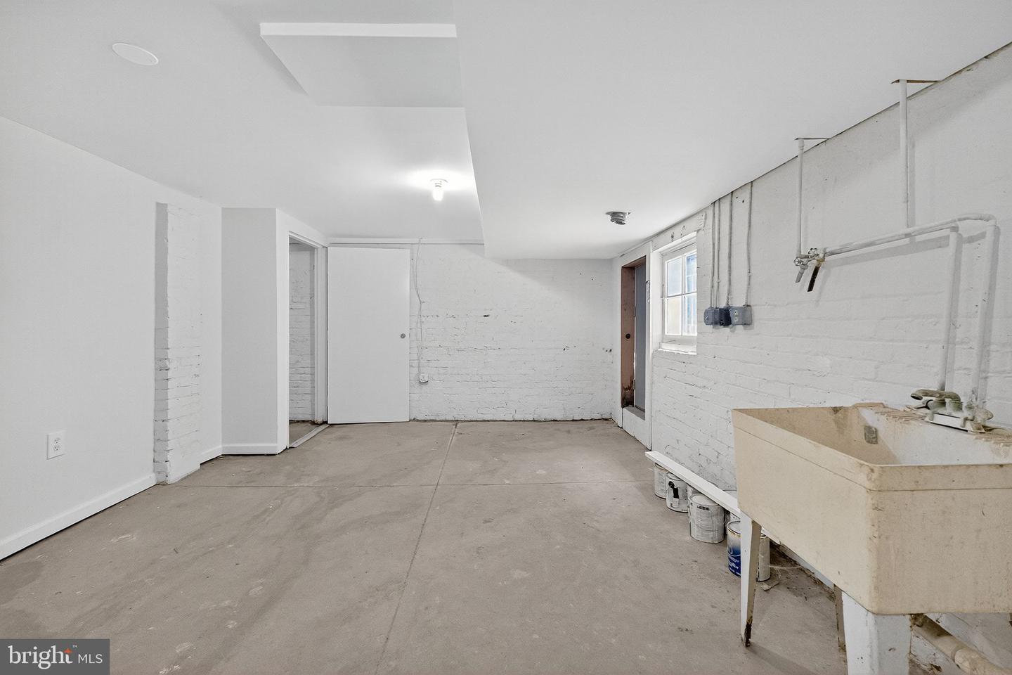 1664 PARK RD NW, WASHINGTON, District Of Columbia 20010, 4 Bedrooms Bedrooms, ,2 BathroomsBathrooms,Residential,For sale,1664 PARK RD NW,DCDC2212114 MLS # DCDC2212114 1664 PARK RD NW, WASHINGTON, District Of Columbia 20010, 4 Bedrooms Bedrooms, ,2 BathroomsBathrooms,Residential,For sale,1664 PARK RD NW,DCDC2212114 MLS # DCDC2212114