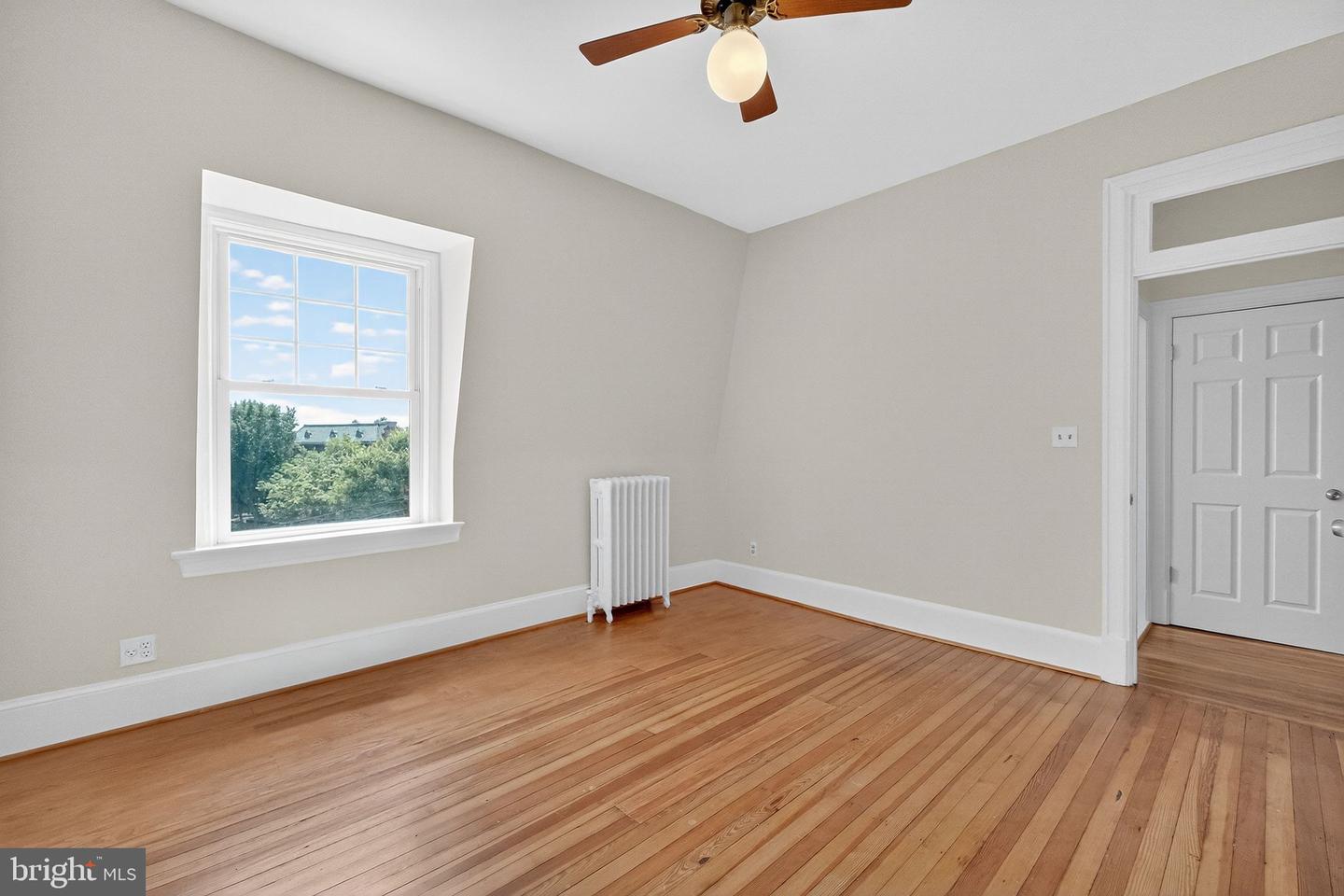 1664 PARK RD NW, WASHINGTON, District Of Columbia 20010, 4 Bedrooms Bedrooms, ,2 BathroomsBathrooms,Residential,For sale,1664 PARK RD NW,DCDC2212114 MLS # DCDC2212114 1664 PARK RD NW, WASHINGTON, District Of Columbia 20010, 4 Bedrooms Bedrooms, ,2 BathroomsBathrooms,Residential,For sale,1664 PARK RD NW,DCDC2212114 MLS # DCDC2212114