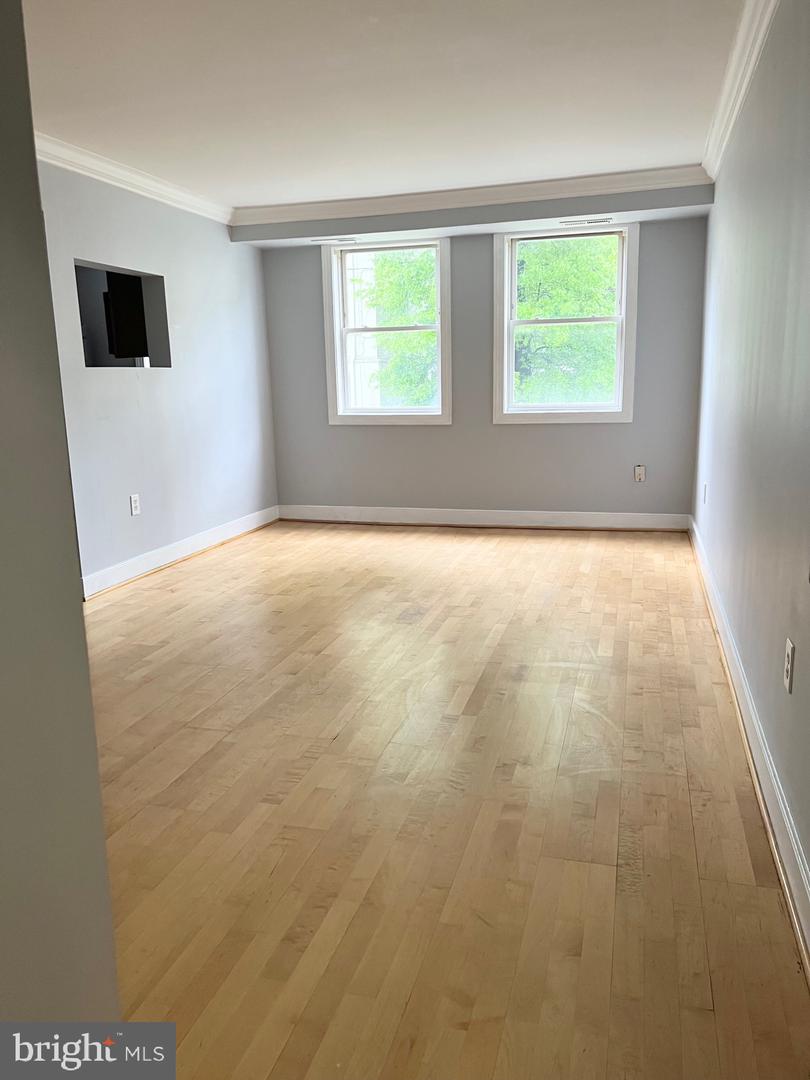 2841 GAINESVILLE ST SE #203, WASHINGTON, District Of Columbia 20020, 2 Bedrooms Bedrooms, ,1 BathroomBathrooms,Residential,For sale,2841 GAINESVILLE ST SE #203,DCDC2212318 MLS # DCDC2212318