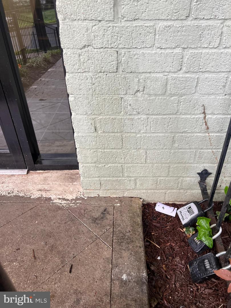 2841 GAINESVILLE ST SE #203, WASHINGTON, District Of Columbia 20020, 2 Bedrooms Bedrooms, ,1 BathroomBathrooms,Residential,For sale,2841 GAINESVILLE ST SE #203,DCDC2212318 MLS # DCDC2212318