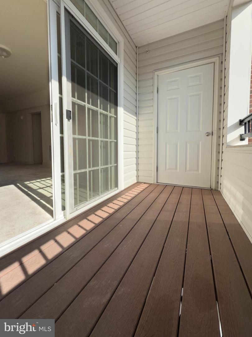 9202 CHARLESTON DR #405, MANASSAS, Virginia 20110, 2 Bedrooms Bedrooms, ,2 BathroomsBathrooms,Residential,For sale,9202 CHARLESTON DR #405,VAMN2009108 MLS # VAMN2009108