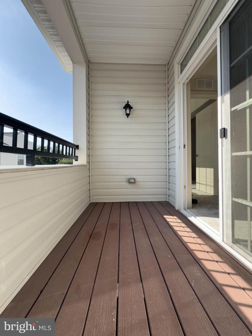 9202 CHARLESTON DR #405, MANASSAS, Virginia 20110, 2 Bedrooms Bedrooms, ,2 BathroomsBathrooms,Residential,For sale,9202 CHARLESTON DR #405,VAMN2009108 MLS # VAMN2009108