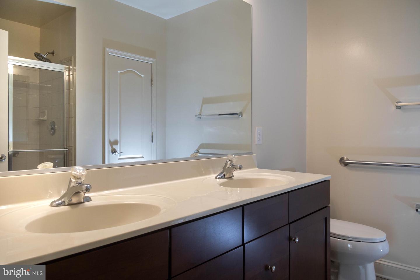 9202 CHARLESTON DR #405, MANASSAS, Virginia 20110, 2 Bedrooms Bedrooms, ,2 BathroomsBathrooms,Residential,For sale,9202 CHARLESTON DR #405,VAMN2009108 MLS # VAMN2009108