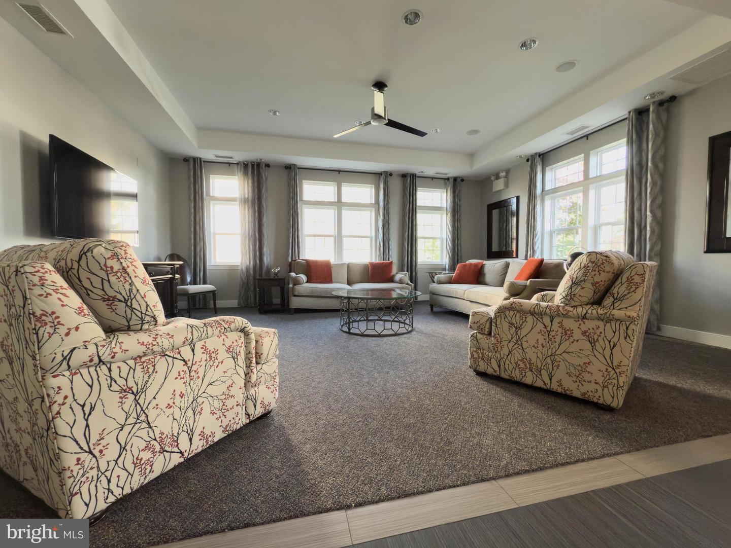 9202 CHARLESTON DR #405, MANASSAS, Virginia 20110, 2 Bedrooms Bedrooms, ,2 BathroomsBathrooms,Residential,For sale,9202 CHARLESTON DR #405,VAMN2009108 MLS # VAMN2009108