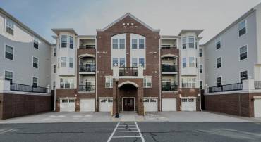 9202 CHARLESTON DR #405, MANASSAS, Virginia 20110, 2 Bedrooms Bedrooms, ,2 BathroomsBathrooms,Residential,For sale,9202 CHARLESTON DR #405,VAMN2009108 MLS # VAMN2009108