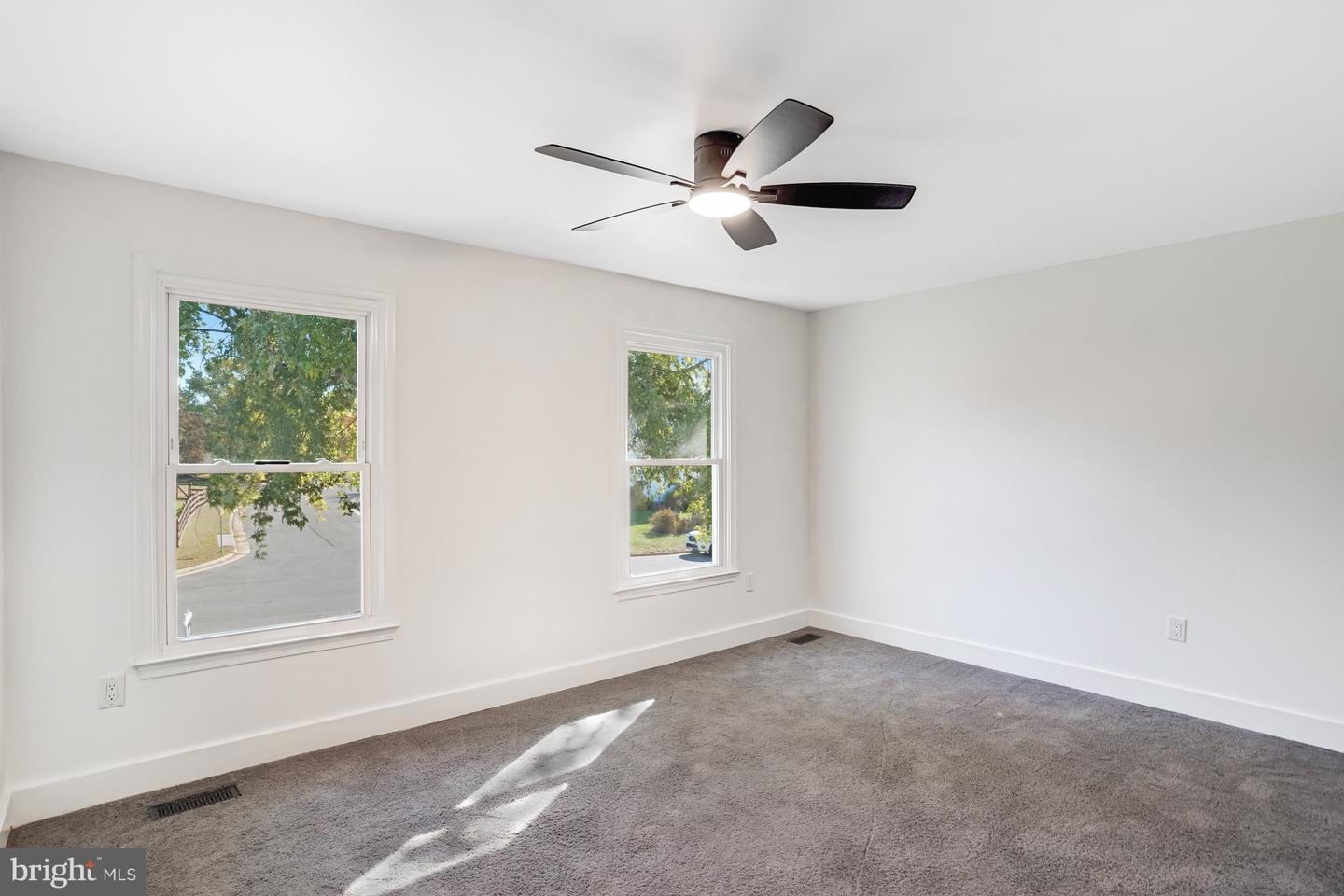 8006 ROCKY RUN RD, GAINESVILLE, Virginia 20155, 4 Bedrooms Bedrooms, ,3 BathroomsBathrooms,Residential,For sale,8006 ROCKY RUN RD,VAPW2103288 MLS # VAPW2103288 8006 ROCKY RUN RD, GAINESVILLE, Virginia 20155, 4 Bedrooms Bedrooms, ,3 BathroomsBathrooms,Residential,For sale,8006 ROCKY RUN RD,VAPW2103288 MLS # VAPW2103288