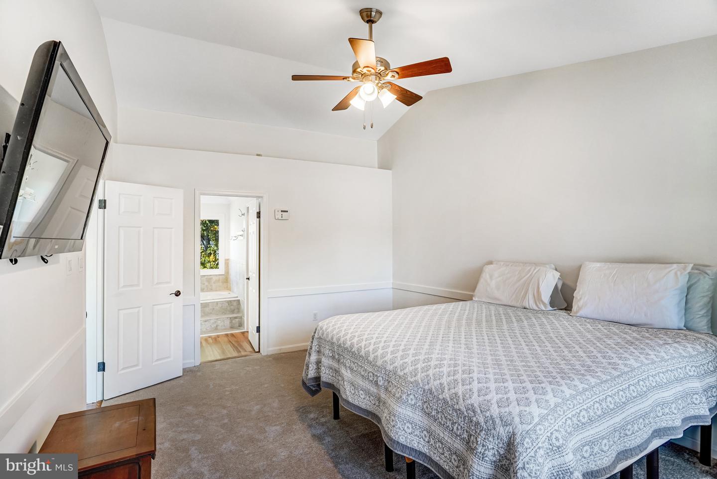 8006 ROCKY RUN RD, GAINESVILLE, Virginia 20155, 4 Bedrooms Bedrooms, ,3 BathroomsBathrooms,Residential,For sale,8006 ROCKY RUN RD,VAPW2103288 MLS # VAPW2103288 8006 ROCKY RUN RD, GAINESVILLE, Virginia 20155, 4 Bedrooms Bedrooms, ,3 BathroomsBathrooms,Residential,For sale,8006 ROCKY RUN RD,VAPW2103288 MLS # VAPW2103288