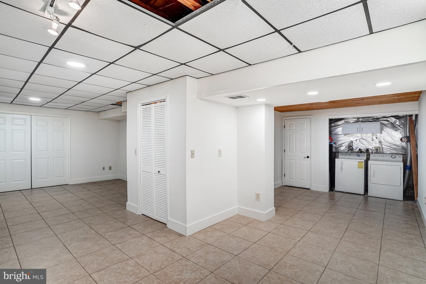 8006 ROCKY RUN RD, GAINESVILLE, Virginia 20155, 4 Bedrooms Bedrooms, ,3 BathroomsBathrooms,Residential,For sale,8006 ROCKY RUN RD,VAPW2103288 MLS # VAPW2103288 8006 ROCKY RUN RD, GAINESVILLE, Virginia 20155, 4 Bedrooms Bedrooms, ,3 BathroomsBathrooms,Residential,For sale,8006 ROCKY RUN RD,VAPW2103288 MLS # VAPW2103288