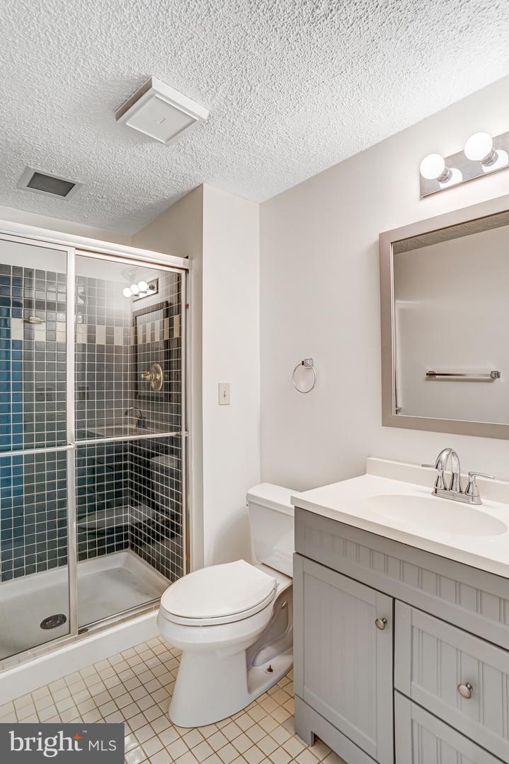 8006 ROCKY RUN RD, GAINESVILLE, Virginia 20155, 4 Bedrooms Bedrooms, ,3 BathroomsBathrooms,Residential,For sale,8006 ROCKY RUN RD,VAPW2103288 MLS # VAPW2103288 8006 ROCKY RUN RD, GAINESVILLE, Virginia 20155, 4 Bedrooms Bedrooms, ,3 BathroomsBathrooms,Residential,For sale,8006 ROCKY RUN RD,VAPW2103288 MLS # VAPW2103288