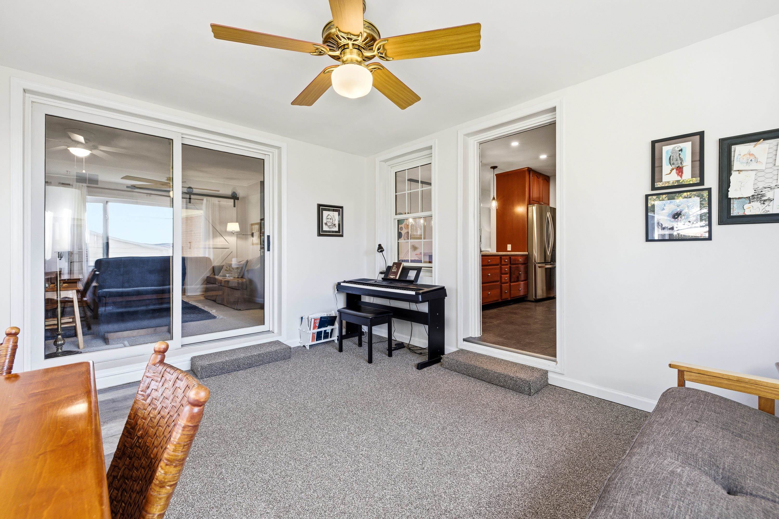 967 LEE AVE, HARRISONBURG, Virginia 22802, 3 Bedrooms Bedrooms, ,2 BathroomsBathrooms,Residential,967 LEE AVE,670687 MLS # 670687 967 LEE AVE, HARRISONBURG, Virginia 22802, 3 Bedrooms Bedrooms, ,2 BathroomsBathrooms,Residential,967 LEE AVE,670687 MLS # 670687