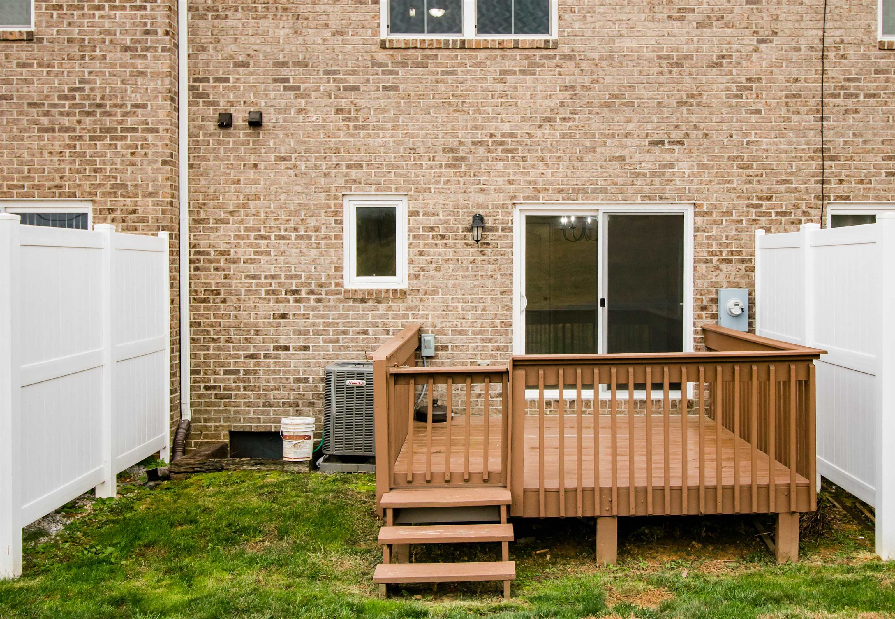 12 CEDAR POINT LN, ROCKINGHAM, Virginia 22802, 2 Bedrooms Bedrooms, ,2 BathroomsBathrooms,Residential,All Brick Townhome only Minutes from H'Burg City L,12 CEDAR POINT LN,670688 MLS # 670688 12 CEDAR POINT LN, ROCKINGHAM, Virginia 22802, 2 Bedrooms Bedrooms, ,2 BathroomsBathrooms,Residential,All Brick Townhome only Minutes from H'Burg City L,12 CEDAR POINT LN,670688 MLS # 670688