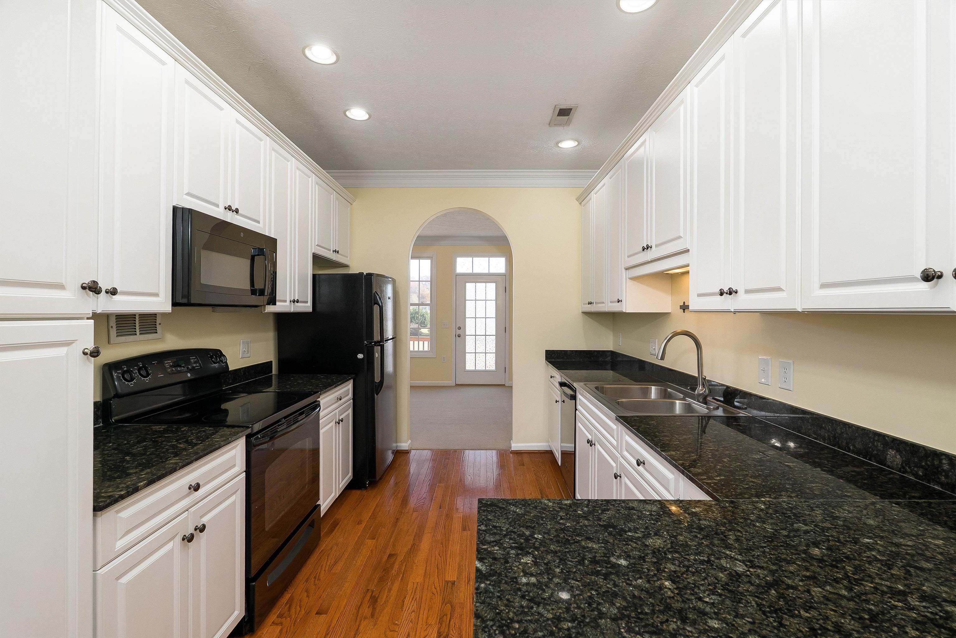 1439 FLOWING SPRING LN, ROCKINGHAM, Virginia 22801, 3 Bedrooms Bedrooms, ,2 BathroomsBathrooms,Residential,Move-In Ready Townhome,1439 FLOWING SPRING LN,670690 MLS # 670690 1439 FLOWING SPRING LN, ROCKINGHAM, Virginia 22801, 3 Bedrooms Bedrooms, ,2 BathroomsBathrooms,Residential,Move-In Ready Townhome,1439 FLOWING SPRING LN,670690 MLS # 670690