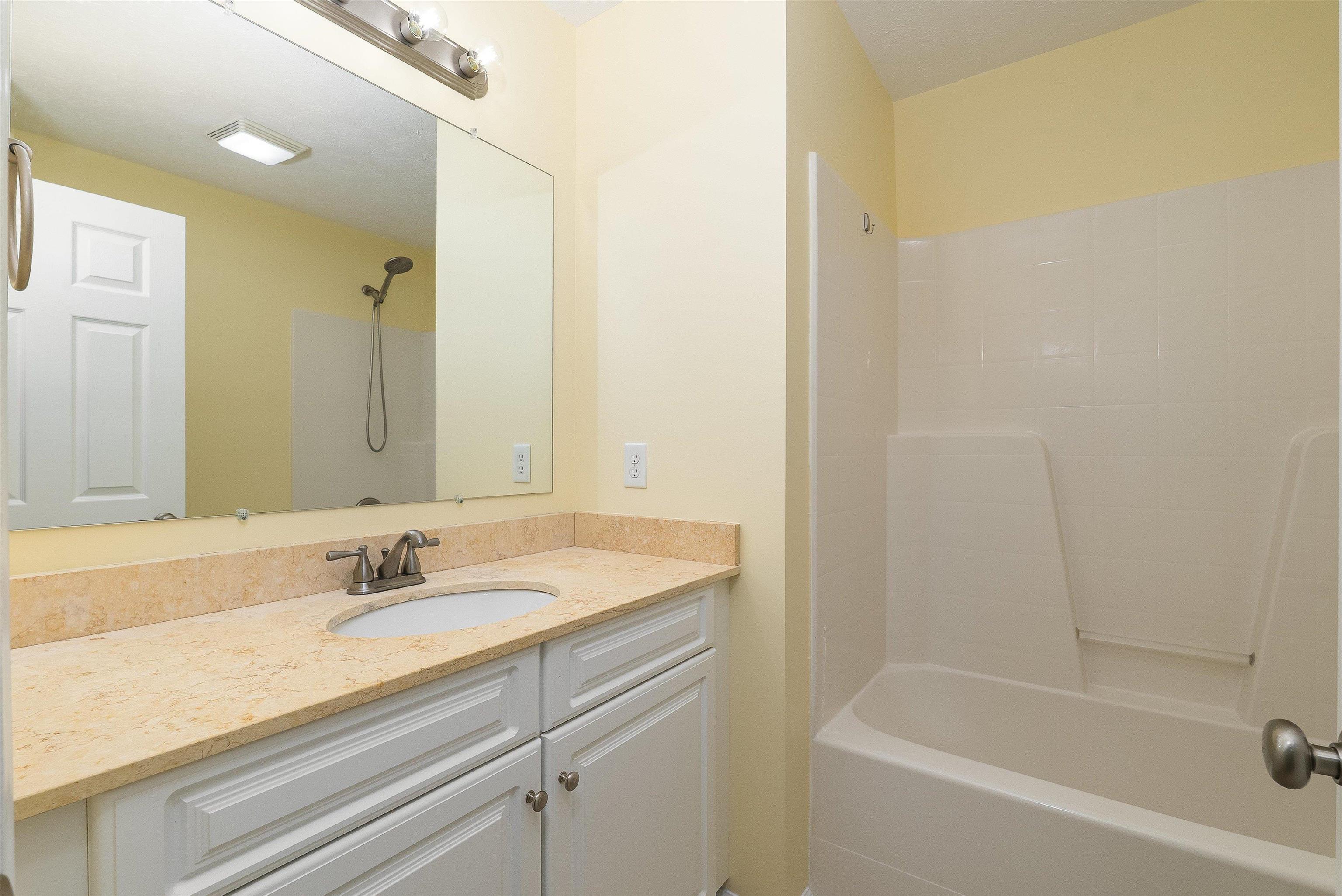 1439 FLOWING SPRING LN, ROCKINGHAM, Virginia 22801, 3 Bedrooms Bedrooms, ,2 BathroomsBathrooms,Residential,Move-In Ready Townhome,1439 FLOWING SPRING LN,670690 MLS # 670690 1439 FLOWING SPRING LN, ROCKINGHAM, Virginia 22801, 3 Bedrooms Bedrooms, ,2 BathroomsBathrooms,Residential,Move-In Ready Townhome,1439 FLOWING SPRING LN,670690 MLS # 670690