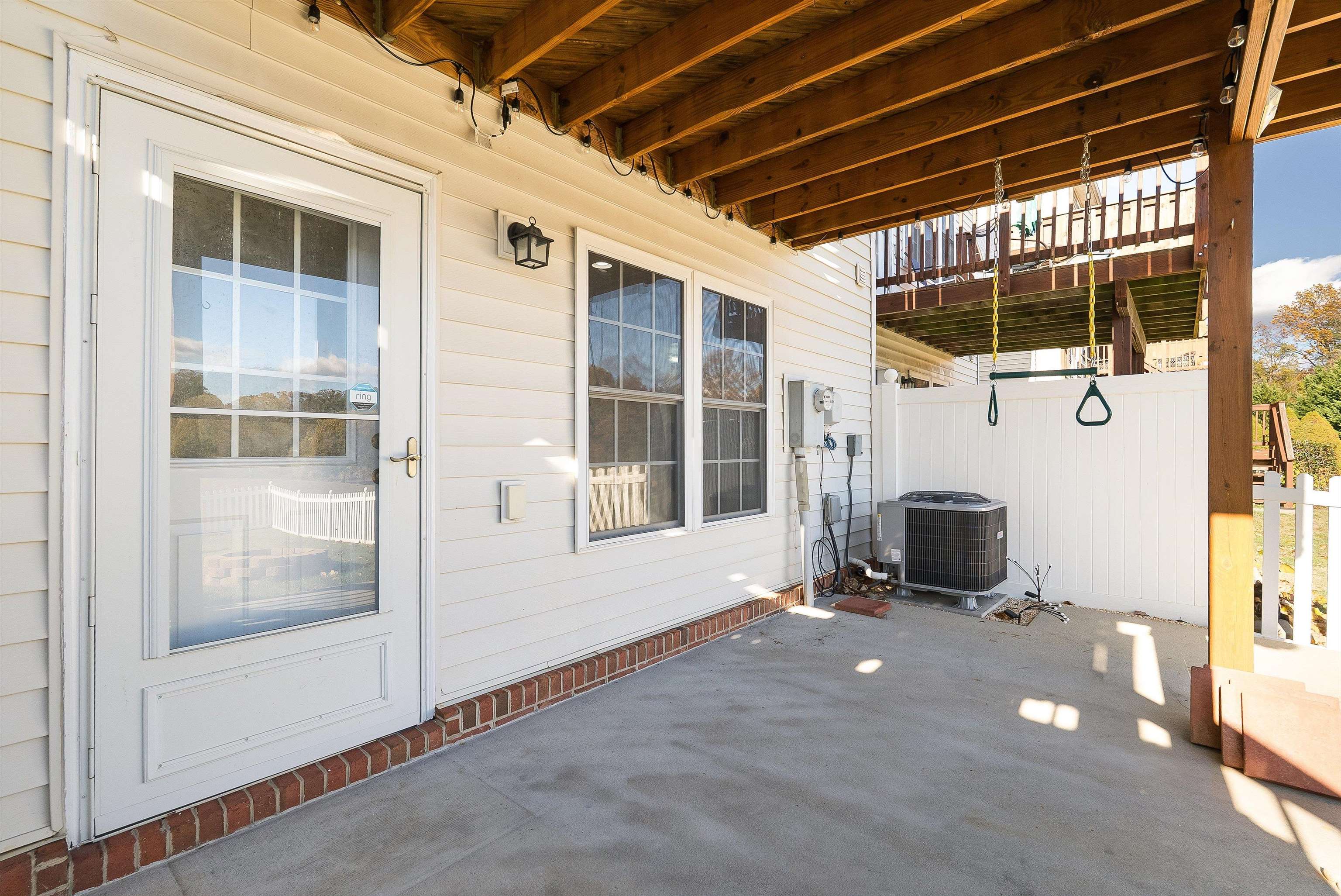 1439 FLOWING SPRING LN, ROCKINGHAM, Virginia 22801, 3 Bedrooms Bedrooms, ,2 BathroomsBathrooms,Residential,Move-In Ready Townhome,1439 FLOWING SPRING LN,670690 MLS # 670690 1439 FLOWING SPRING LN, ROCKINGHAM, Virginia 22801, 3 Bedrooms Bedrooms, ,2 BathroomsBathrooms,Residential,Move-In Ready Townhome,1439 FLOWING SPRING LN,670690 MLS # 670690