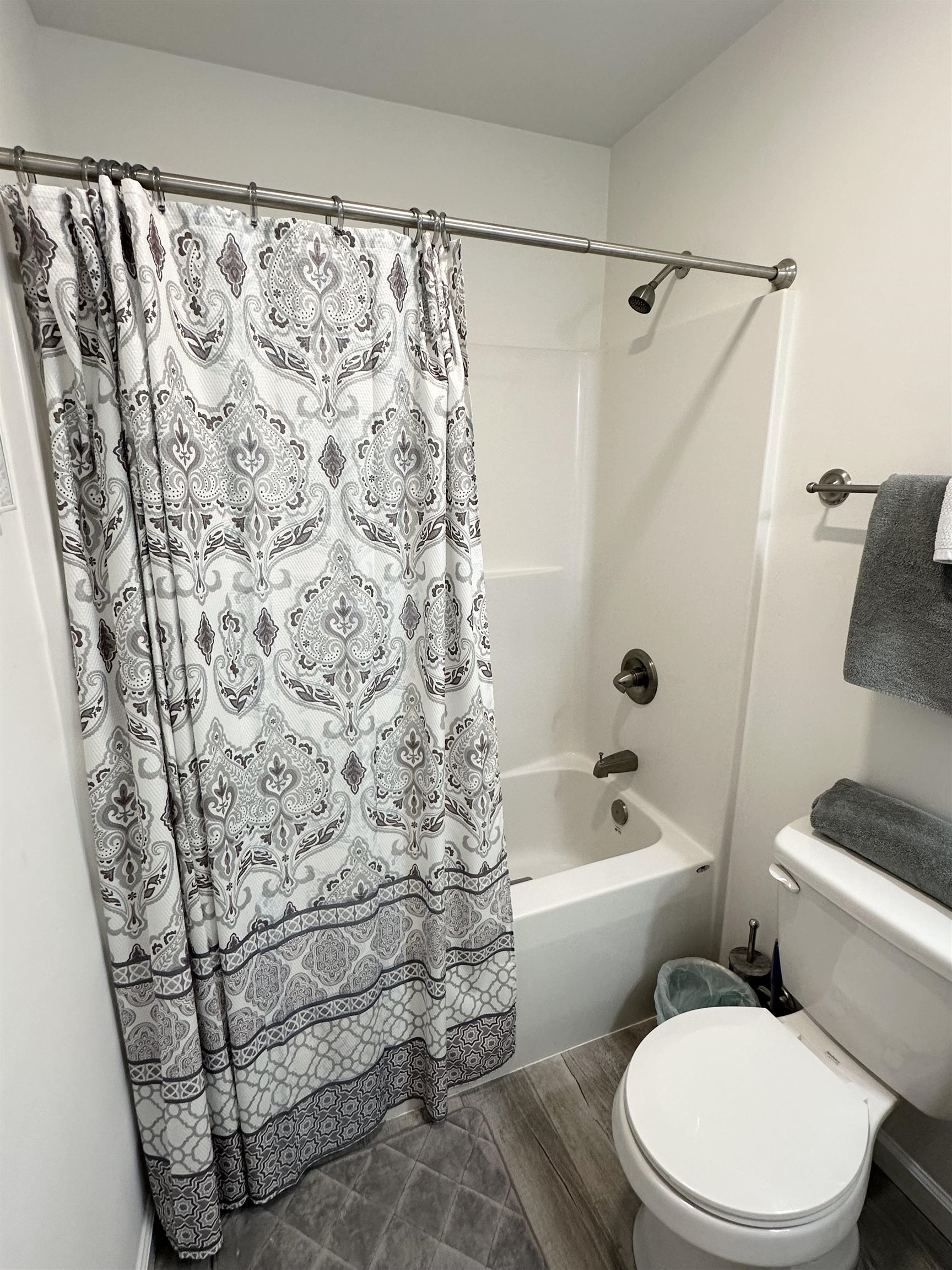 51 MERIWETHER CIR, STUARTS DRAFT, Virginia 24477, 2 Bedrooms Bedrooms, ,2 BathroomsBathrooms,Residential,51 MERIWETHER CIR,670691 MLS # 670691 51 MERIWETHER CIR, STUARTS DRAFT, Virginia 24477, 2 Bedrooms Bedrooms, ,2 BathroomsBathrooms,Residential,51 MERIWETHER CIR,670691 MLS # 670691