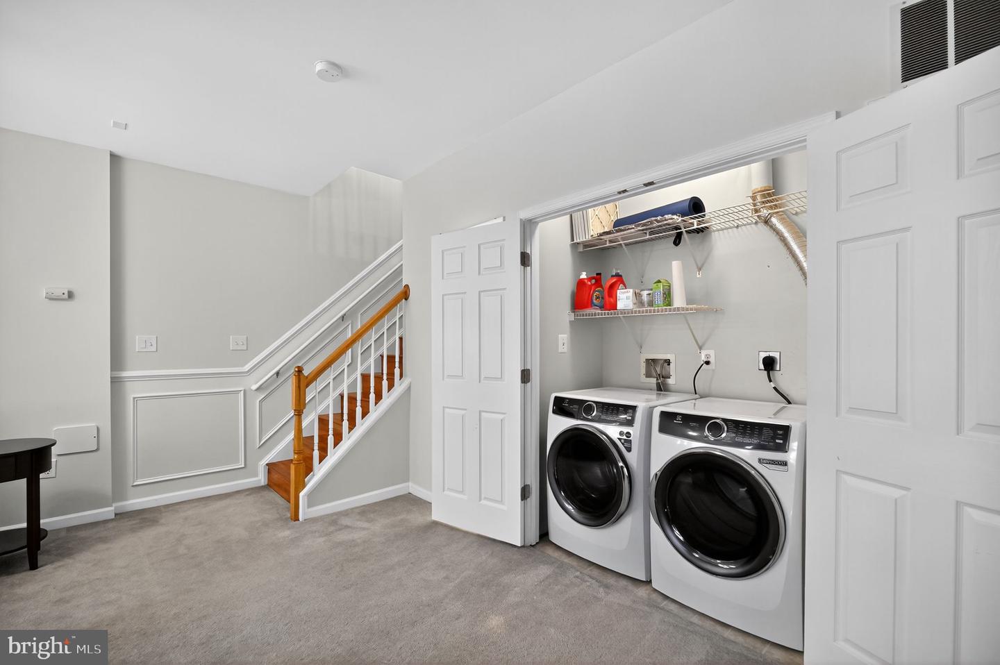 8503 BERTSKY LN, LORTON, Virginia 22079, 3 Bedrooms Bedrooms, ,2 BathroomsBathrooms,Residential,For sale,8503 BERTSKY LN,VAFX2276542 MLS # VAFX2276542