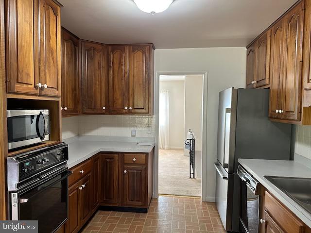 9508 OLD CREEK DR, FAIRFAX, Virginia 22032, 4 Bedrooms Bedrooms, ,2 BathroomsBathrooms,Residential,For sale,9508 OLD CREEK DR,VAFX2276848 MLS # VAFX2276848