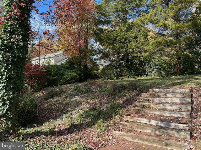 9508 OLD CREEK DR, FAIRFAX, Virginia 22032, 4 Bedrooms Bedrooms, ,2 BathroomsBathrooms,Residential,For sale,9508 OLD CREEK DR,VAFX2276848 MLS # VAFX2276848