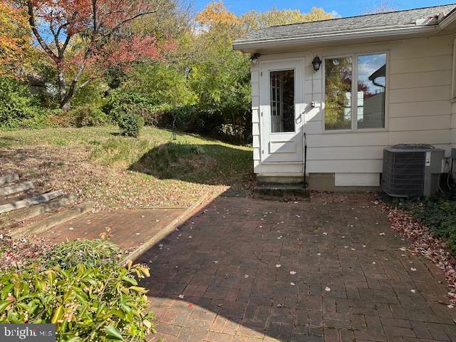 9508 OLD CREEK DR, FAIRFAX, Virginia 22032, 4 Bedrooms Bedrooms, ,2 BathroomsBathrooms,Residential,For sale,9508 OLD CREEK DR,VAFX2276848 MLS # VAFX2276848