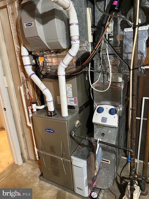 9508 OLD CREEK DR, FAIRFAX, Virginia 22032, 4 Bedrooms Bedrooms, ,2 BathroomsBathrooms,Residential,For sale,9508 OLD CREEK DR,VAFX2276848 MLS # VAFX2276848