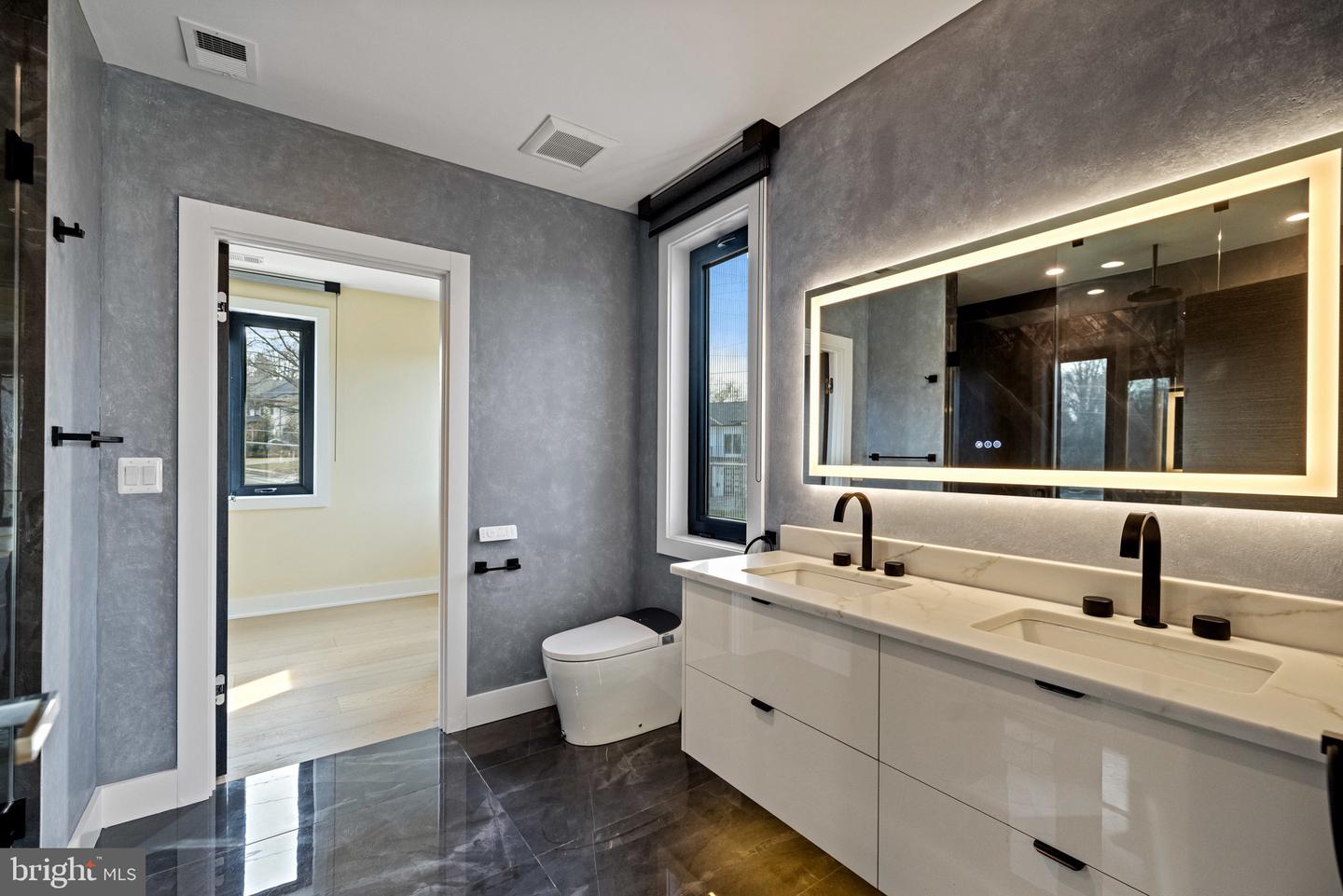 1573 WESTMORELAND ST, MCLEAN, Virginia 22101, 6 Bedrooms Bedrooms, ,6 BathroomsBathrooms,Residential,For sale,1573 WESTMORELAND ST,VAFX2277462 MLS # VAFX2277462