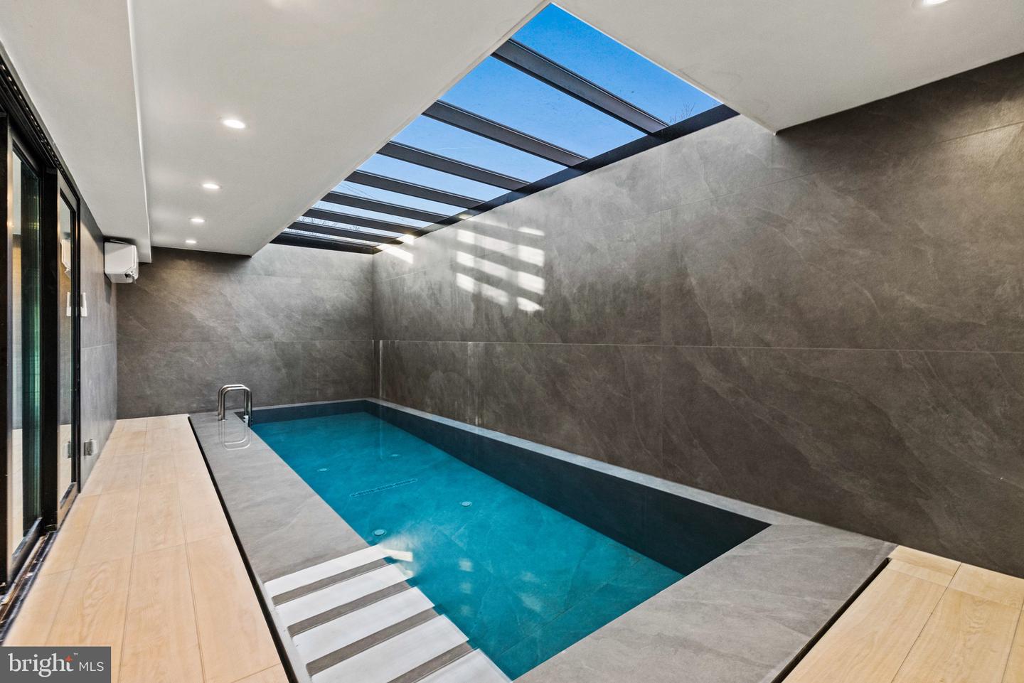 1573 WESTMORELAND ST, MCLEAN, Virginia 22101, 6 Bedrooms Bedrooms, ,6 BathroomsBathrooms,Residential,For sale,1573 WESTMORELAND ST,VAFX2277462 MLS # VAFX2277462